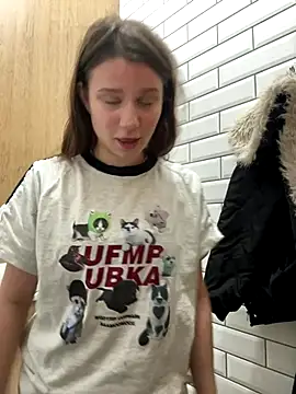 MiniVi online show from October 8, 2025, 5:53 am