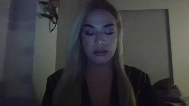 Snapshot of anghelrabbit chatting on September 13, 2025, 1:05 am anghelrabbit online show from September 13, 2025, 1:05 am