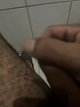 FromVnz online show from October 27, 2025, 5:58 pm