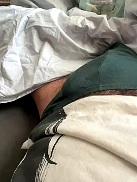 sukebegorilla online show from November 5, 2025, 10:02 pm