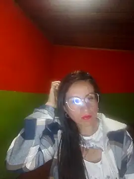 Snapshot of ERIKA__29 chatting on September 10, 2025, 2:10 am ERIKA 29 online show from September 10, 2025, 2:10 am