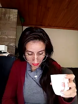 Snapshot of ERIKA__29 chatting on September 20, 2025, 12:10 pm ERIKA 29 online show from September 20, 2025, 12:10 pm