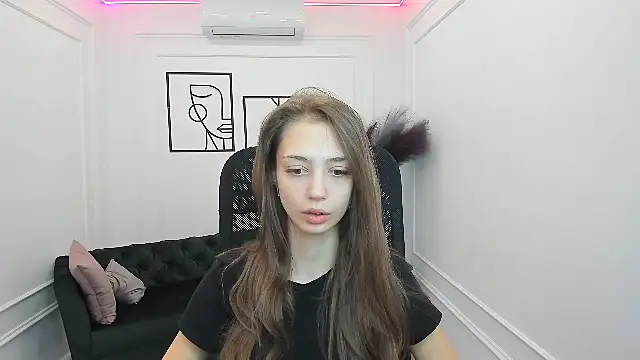 EmilyGraydis online show from October 15, 2025, 4:11 am