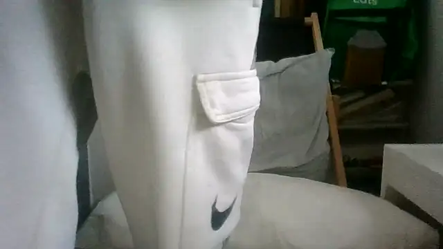 Snapshot of juju78jujuu chatting on April 2, 2026, 7:37 am juju78jujuu online show from April 2, 2026, 7:37 am