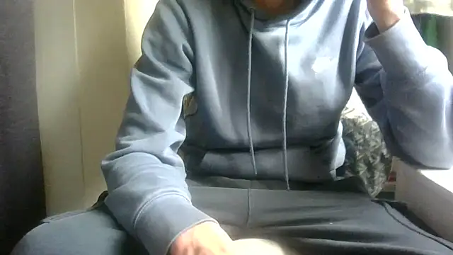 Snapshot of juju78jujuu chatting on April 11, 2026, 8:07 am juju78jujuu online show from April 11, 2026, 8:07 am