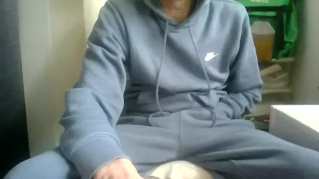 Snapshot of juju78jujuu chatting on March 27, 2026, 6:44 am juju78jujuu online show from March 27, 2026, 6:44 am