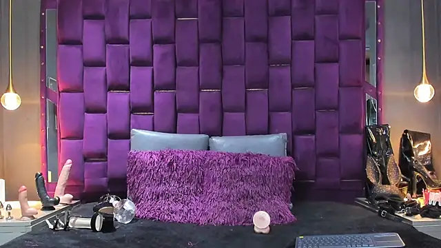 MilaRiva online show from October 5, 2025, 11:34 am