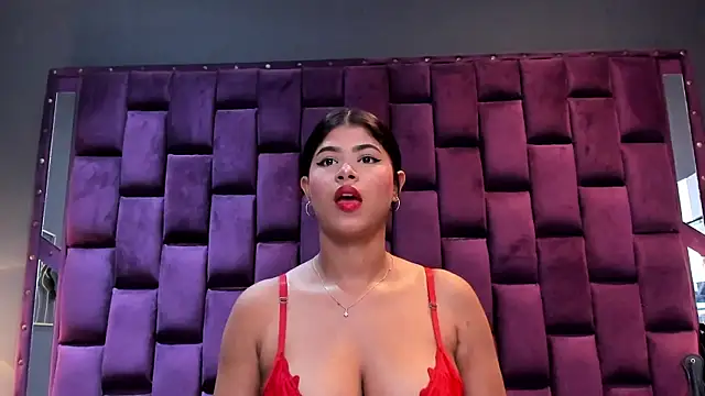 Snapshot of MilaRiva chatting on April 24, 2026, 11:34 am MilaRiva online show from April 24, 2026, 11:34 am