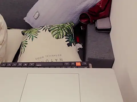 Snapshot of Funnygirl_9x chatting on February 6, 2026, 1:56 am Funnygirl 9x online show from February 6, 2026, 1:56 am