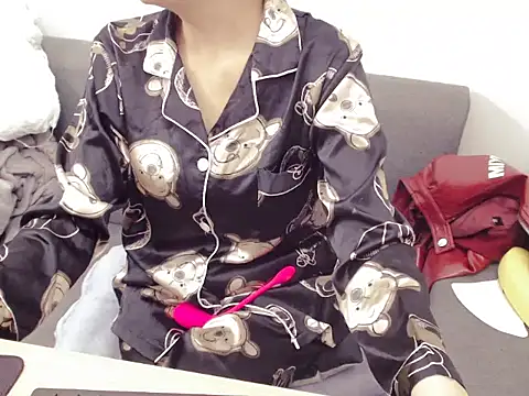 Snapshot of Funnygirl_9x chatting on February 10, 2026, 12:48 pm Funnygirl 9x online show from February 10, 2026, 12:48 pm