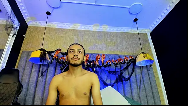 Boss Domiinator online show from October 26, 2025, 3:29 am