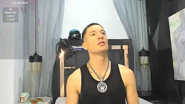 HunterHeat  online show from March 25, 2026, 12:26 pm