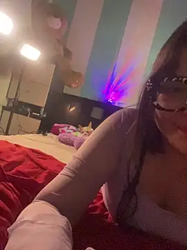alilith online show from May 12, 2026, 4:13 pm