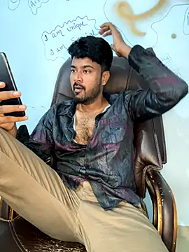 MeekBatgirl online show from October 6, 2025, 8:26 am