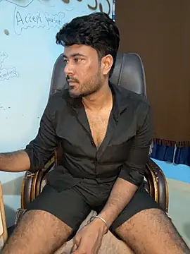 MeekBatgirl online show from November 13, 2025, 4:22 pm