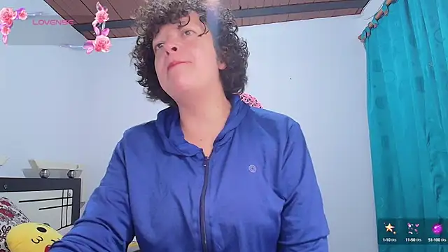 Snapshot of Miss_Oriana chatting on October 15, 2025, 3:53 pm Miss Oriana online show from October 15, 2025, 3:53 pm