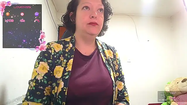 Snapshot of Miss_Oriana chatting on November 24, 2025, 8:03 am Miss Oriana online show from November 24, 2025, 8:03 am