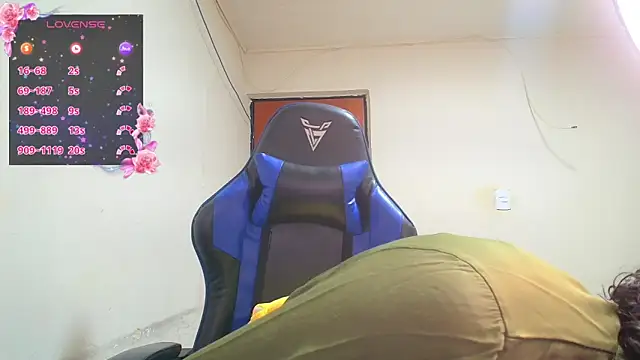 Snapshot of Miss_Oriana chatting on November 29, 2025, 5:46 pm Miss Oriana online show from November 29, 2025, 5:46 pm