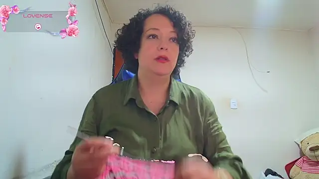 Snapshot of Miss_Oriana chatting on November 9, 2025, 9:13 am Miss Oriana online show from November 9, 2025, 9:13 am