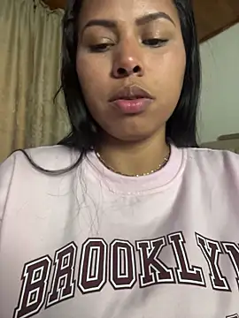 Michluxe 69 online show from March 19, 2026, 3:28 am