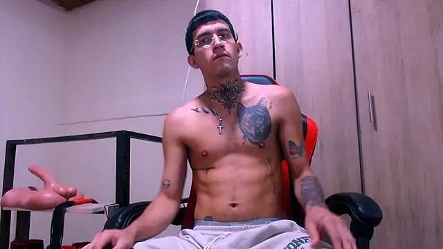 dilan abraham12 online show from March 10, 2026, 3:27 pm