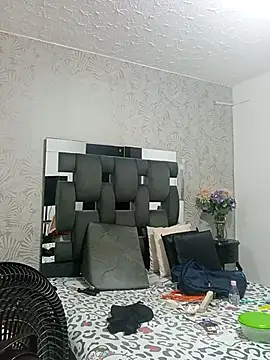 Snapshot of MissDiabla_ chatting on October 3, 2025, 2:07 pm MissDiabla online show from October 3, 2025, 2:07 pm