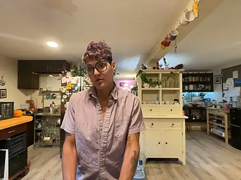 kinkycanner online show from April 1, 2026, 3:19 am