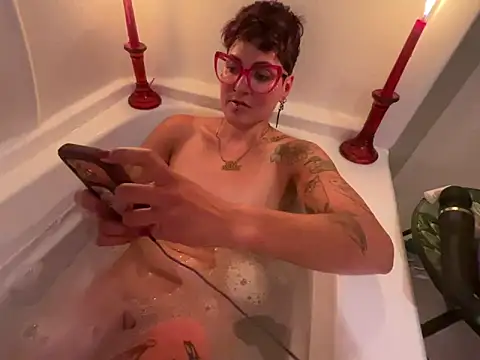 kinkycanner online show from April 4, 2026, 5:25 am