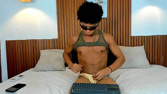 Snapshot of Juan_contreras chatting on September 10, 2025, 11:31 am Juan contreras online show from September 10, 2025, 11:31 am