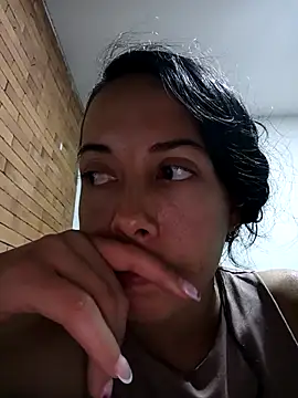 Snapshot of MiaForever1 chatting on April 6, 2026, 11:50 pm MiaForever1 online show from April 6, 2026, 11:50 pm