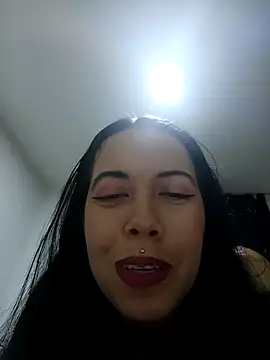 MiaForever1 online show from November 3, 2025, 11:52 pm