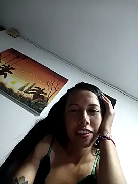 Snapshot of MiaForever1 chatting on March 18, 2026, 1:31 am MiaForever1 online show from March 18, 2026, 1:31 am