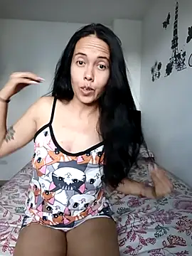 Snapshot of MiaForever1 chatting on April 12, 2026, 8:45 pm MiaForever1 online show from April 12, 2026, 8:45 pm