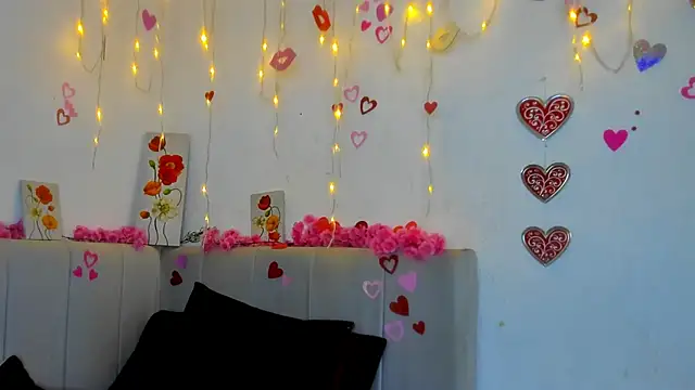 Snapshot of milf_latinn chatting on October 2, 2025, 4:54 pm milf latinn online show from October 2, 2025, 4:54 pm