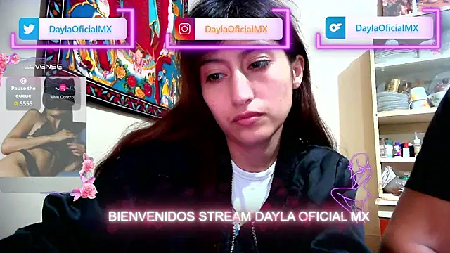 Clavelnegro online show from November 23, 2025, 5:17 am