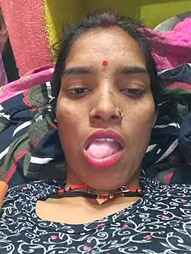 Snapshot of So_pinki chatting on February 14, 2026, 1:06 am So pinki online show from February 14, 2026, 1:06 am