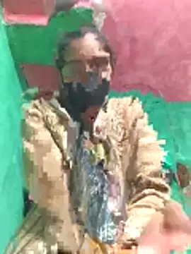 Snapshot of So_pinki chatting on February 3, 2026, 8:52 am So pinki online show from February 3, 2026, 8:52 am