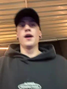 Sebas maverick online show from April 16, 2026, 10:12 pm