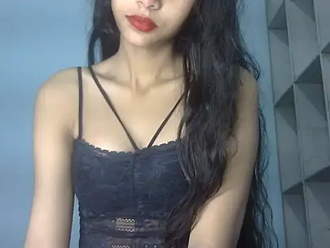 Saniya9B online show from November 11, 2025, 12:49 am