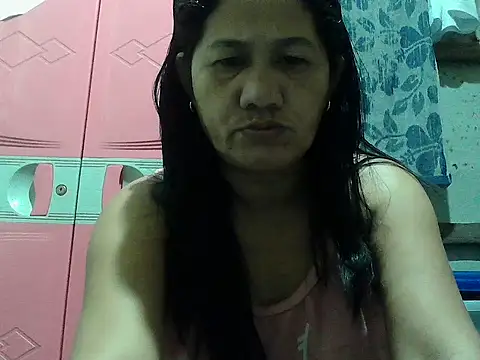 hotmama 063 online show from October 10, 2025, 7:15 pm