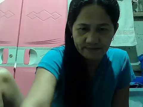 hotmama 063 online show from October 7, 2025, 8:21 pm