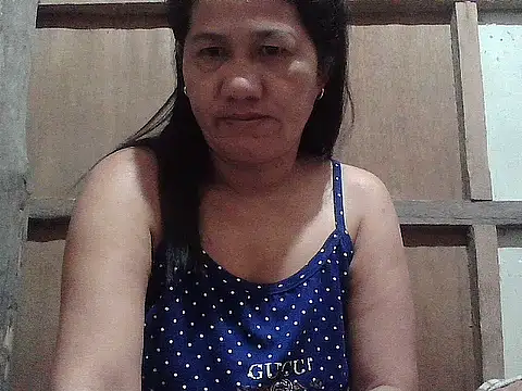 Snapshot of hotmama_063 chatting on March 3, 2026, 8:49 pm hotmama 063 online show from March 3, 2026, 8:49 pm