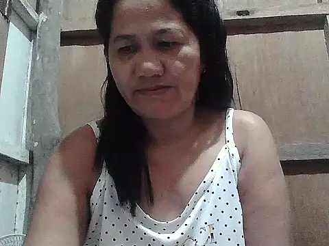 Snapshot of hotmama_063 chatting on March 2, 2026, 9:11 pm hotmama 063 online show from March 2, 2026, 9:11 pm