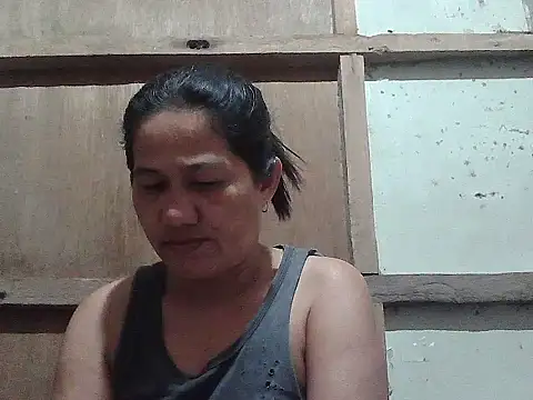 Snapshot of hotmama_063 chatting on March 24, 2026, 10:59 am hotmama 063 online show from March 24, 2026, 10:59 am