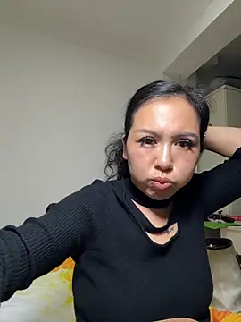 Snapshot of Susu-Asia chatting on October 8, 2025, 2:29 pm Susu-Asia online show from October 8, 2025, 2:29 pm