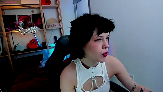 Snapshot of Sima_Wendy chatting on March 24, 2026, 7:19 am Sima Wendy online show from March 24, 2026, 7:19 am