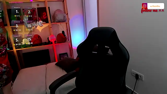 Snapshot of Sima_Wendy chatting on February 14, 2026, 7:19 am Sima Wendy online show from February 14, 2026, 7:19 am