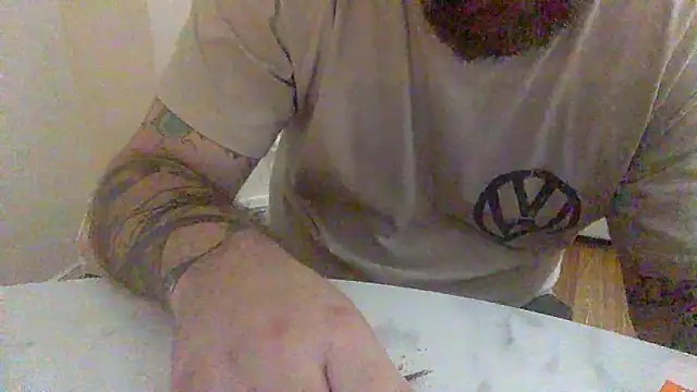 Snapshot of edger4lif3 chatting on November 18, 2025, 8:34 pm edger4lif3 online show from November 18, 2025, 8:34 pm