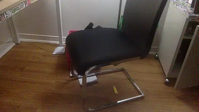 Snapshot of edger4lif3 chatting on November 6, 2025, 12:36 am edger4lif3 online show from November 6, 2025, 12:36 am