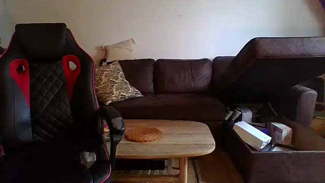 couple2612 online show from October 14, 2025, 1:23 pm